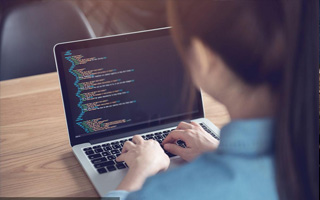 清远 api php源码,下载的php源码怎么运行呢？